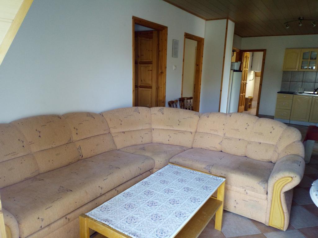Aniko Apartmanhaz Балатонфельвар Екстер'єр фото