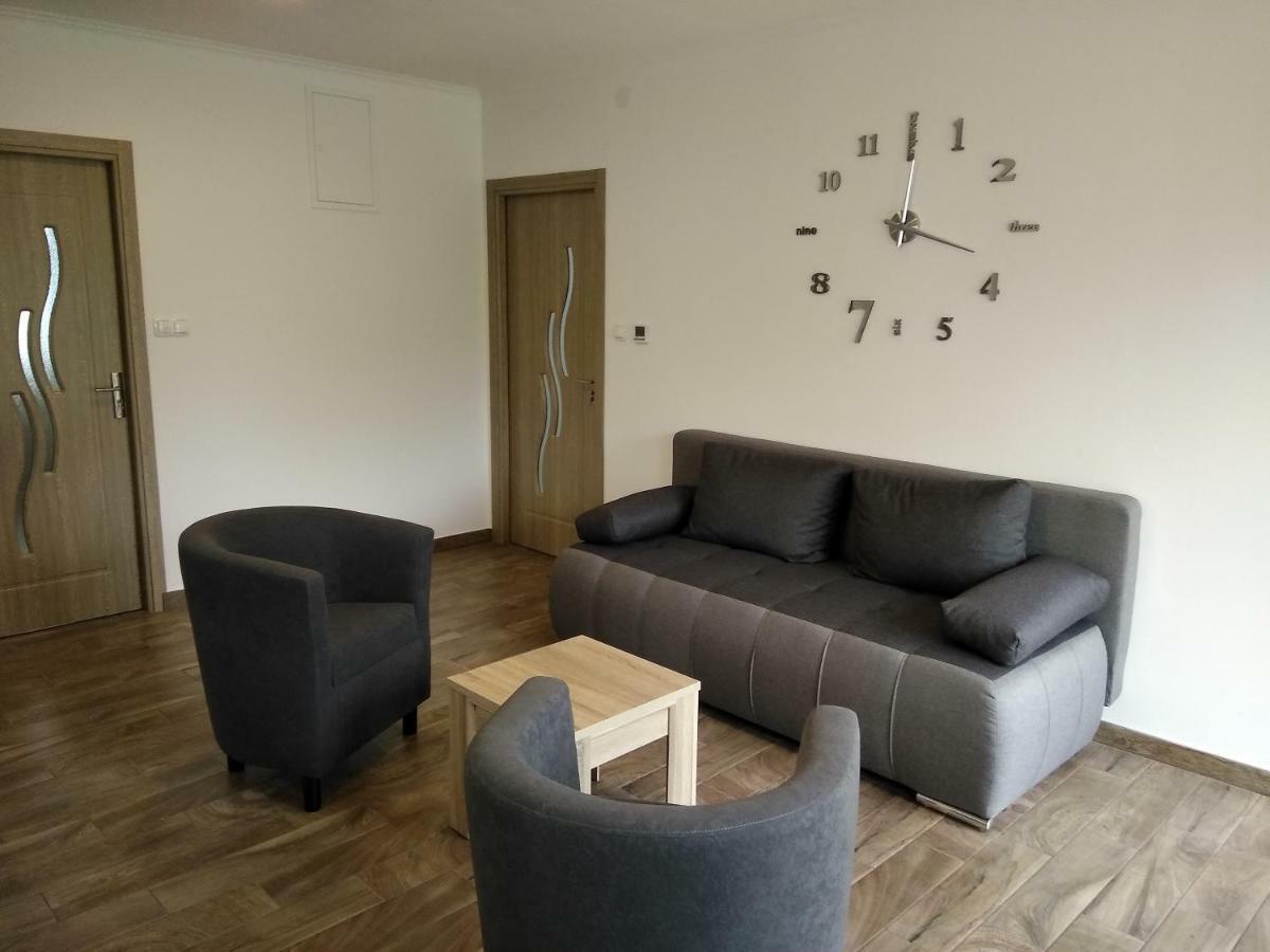 Aniko Apartmanhaz Балатонфельвар Екстер'єр фото